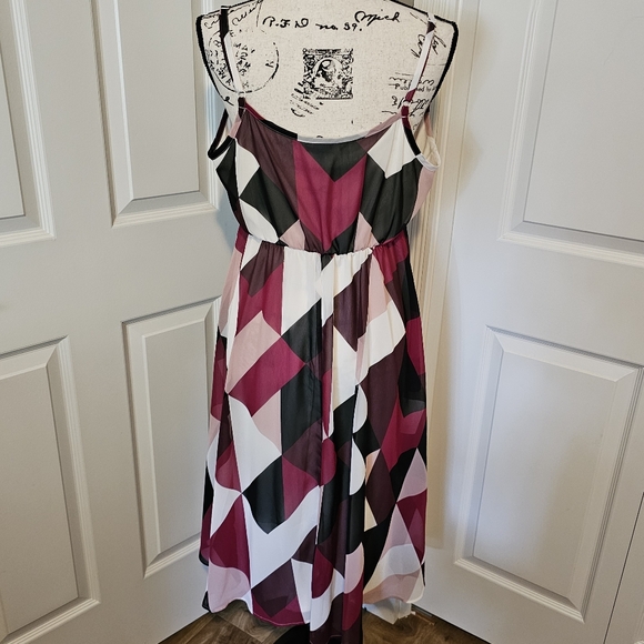 Torrid Geometric Print Chiffon Dress - Picture 5 of 7
